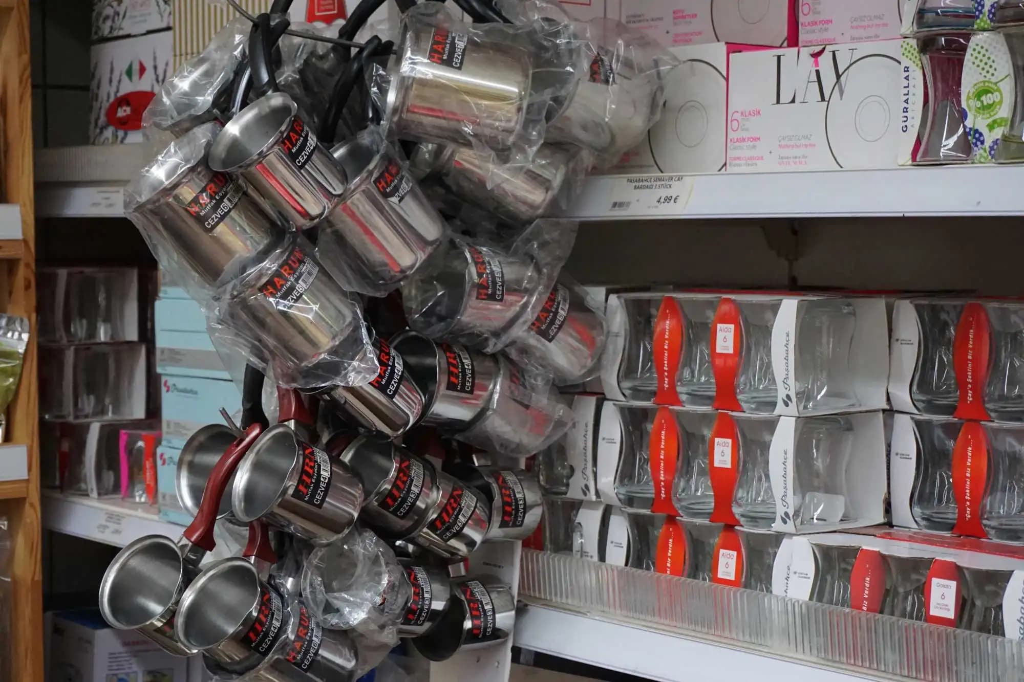 ... und vieles mehr - Dolphin Market München